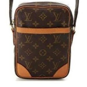 Louis Vuitton monogram shoulder bag